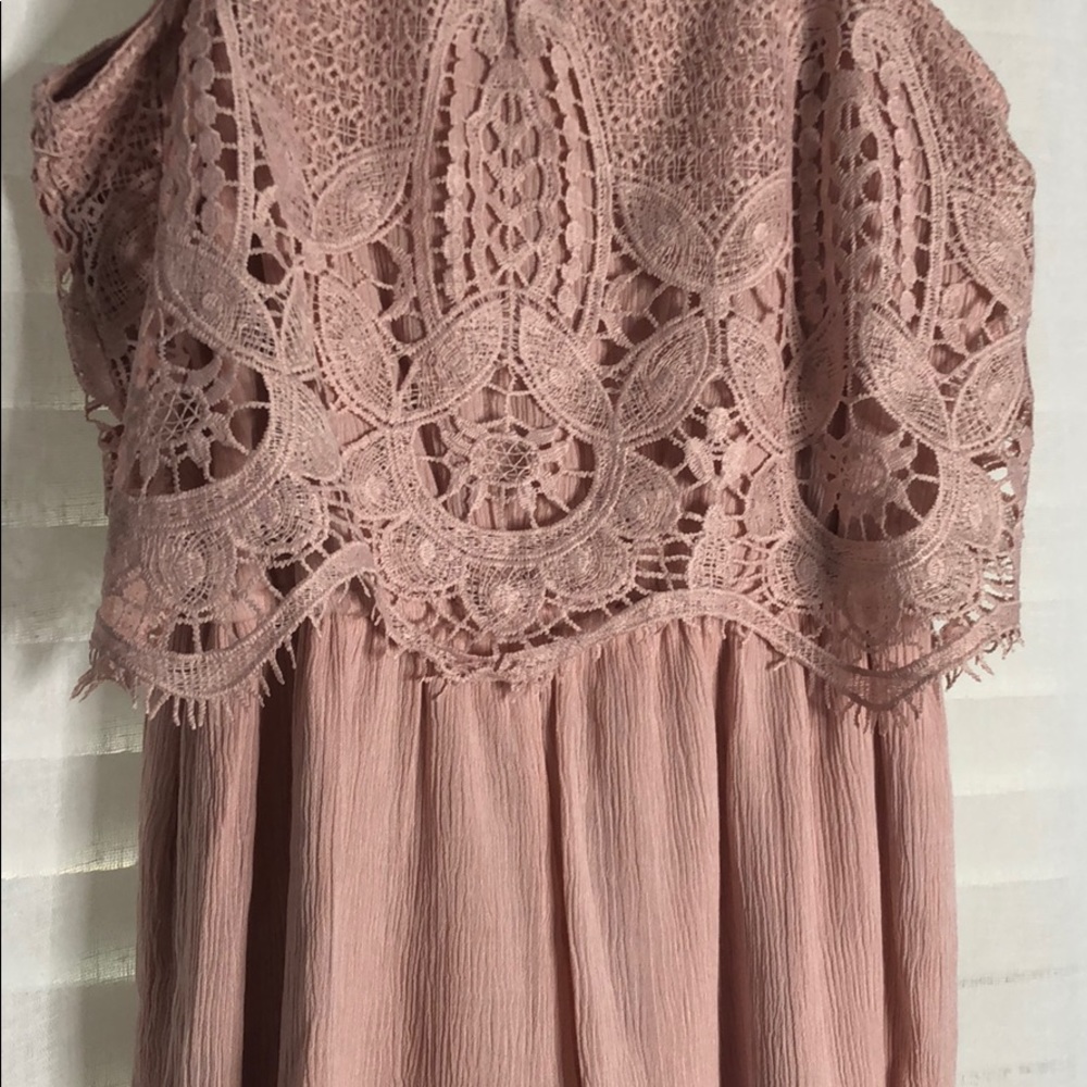 Eyelet Romper - Picture 2 of 3